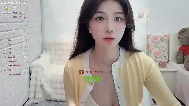 Betty_y on StripChat 