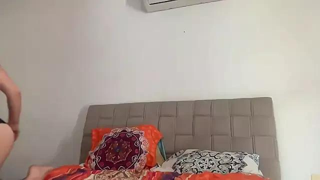 bigbootymar on StripChat 