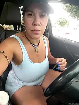 Bigbuttbrooklynn — Drive naked at goal