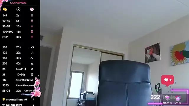 BlaBlaBla7016 on StripChat 