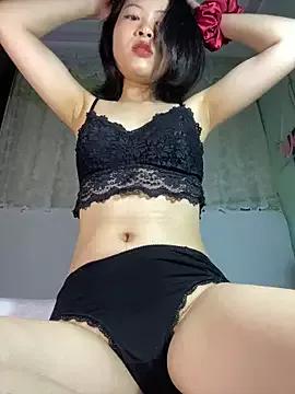 Bonbonnn_99 on StripChat 