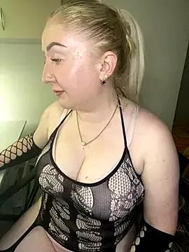 Bonny_Myriam on StripChat 