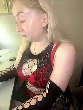 Bonny_Myriam on StripChat 