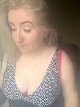 Bonny_Myriam on StripChat 