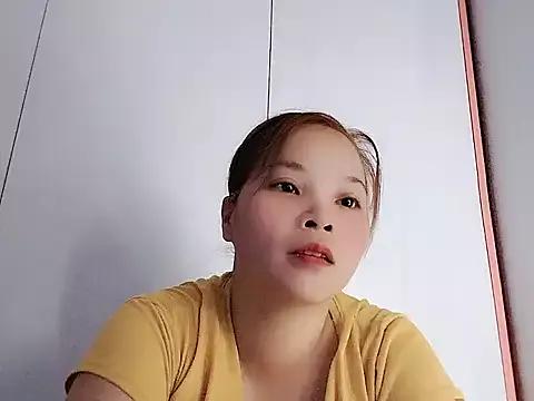 Bree039 on StripChat 