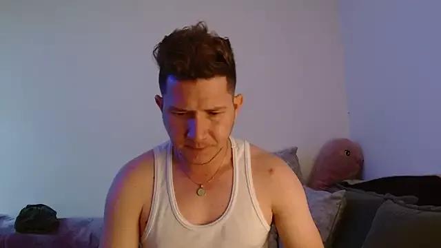 brom_andval on StripChat 
