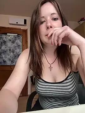 BunnyGold88 on StripChat 