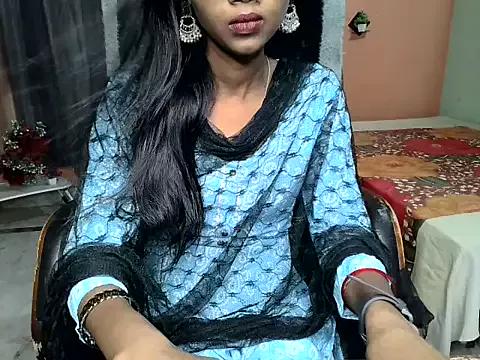 Butterfly_Simmie on StripChat 