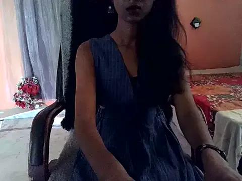 Butterfly_Simmie on StripChat 