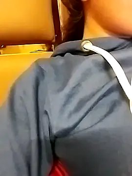 Cam_Deeksha's avatar