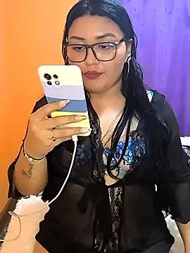 Camiii_03 on StripChat 