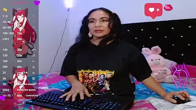CamilaRodriiguez on StripChat 