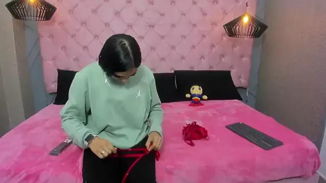 Candy-Mia on StripChat 