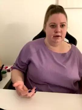 CarolinaNellson on StripChat 