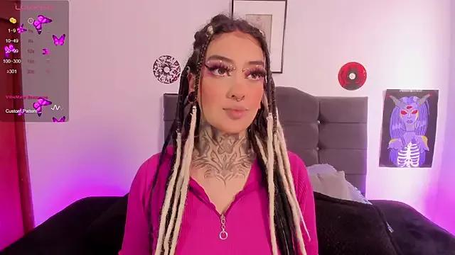 Cata_green on StripChat 
