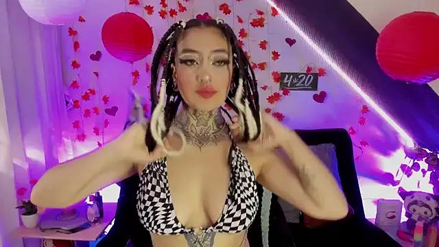 Cata_green on StripChat 