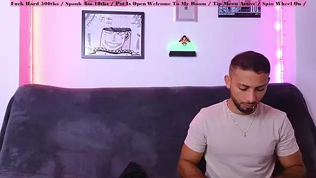 catalina_y_tylerjhons on StripChat 