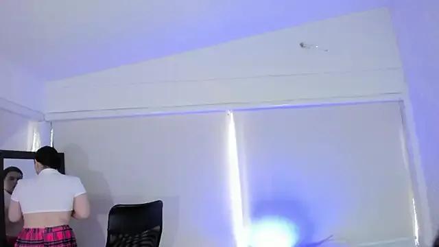 catleya_noire — parade and show your ass