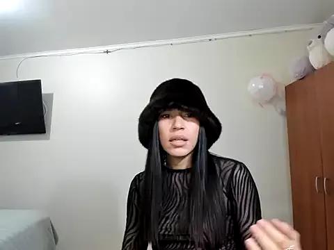 chanelllaOficial on StripChat 