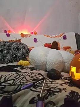 StripChat cinnocent is Freechat cinnocent —  Rumie exposes ALL her patterns