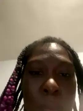 Coffeecoolatte on StripChat 