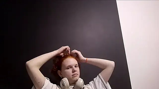 CurlaPettyBom's avatar