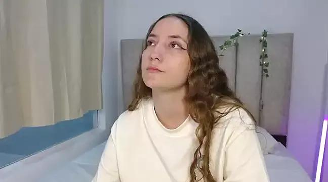 CuteeSky on StripChat 
