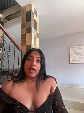 Daaphne_18 on StripChat 