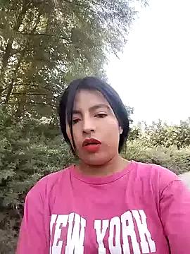 Danna-linyi on StripChat 