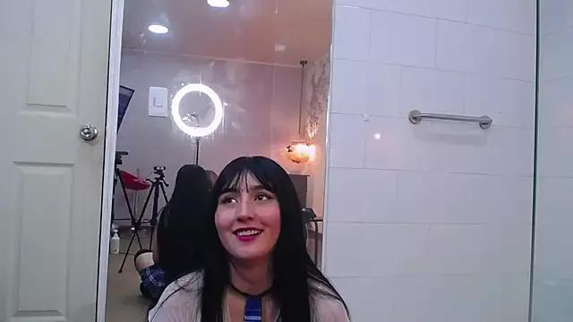 Daphnee_ on StripChat 