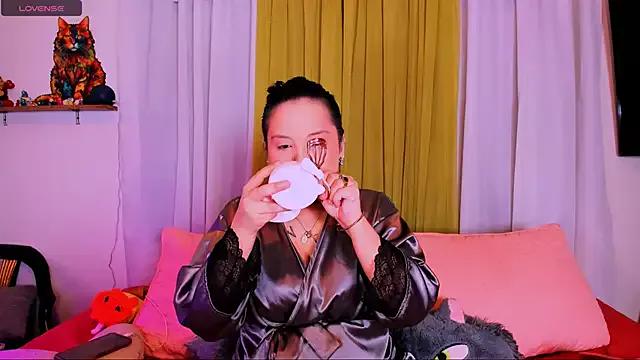 Daphnne_sweet on StripChat 