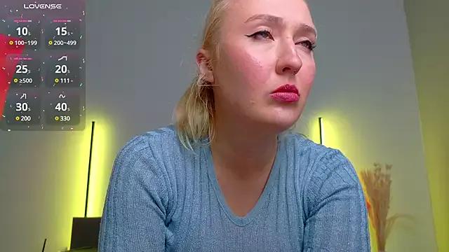 Debora_WebStar on StripChat 