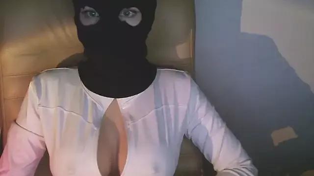 desire_tobe_hot on StripChat 