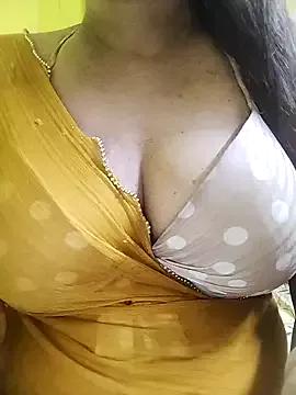 Diiyyaa-29 on StripChat 