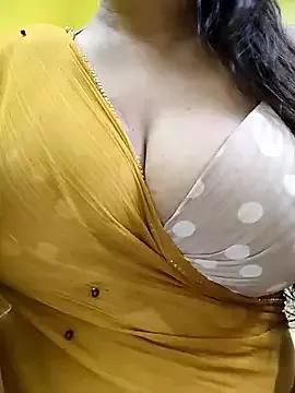 Diiyyaa-29 on StripChat 