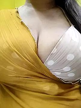 Diiyyaa-29 on StripChat 