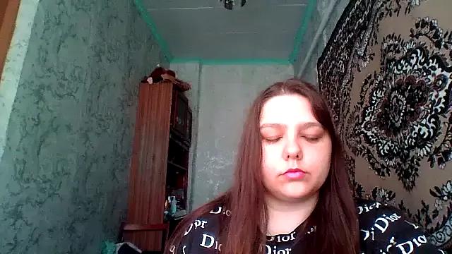 DinaraXSmile on StripChat 