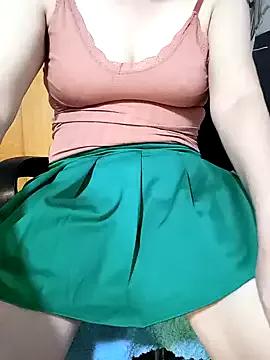 Diu-Chinh on StripChat 