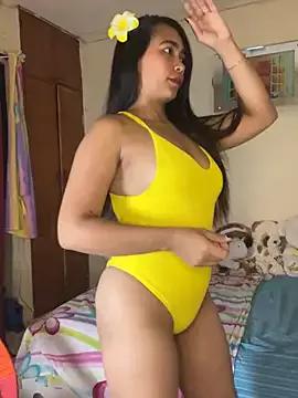 effie_castroo on StripChat 