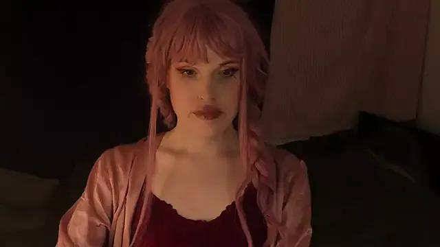 EffieMinki on StripChat 