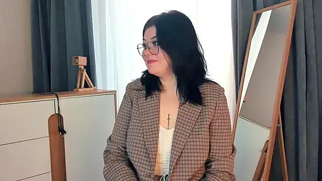 EleneBunyan on StripChat 