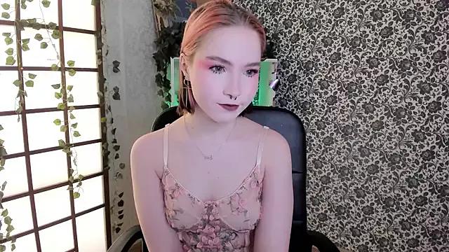 Ella_Magic on StripChat 