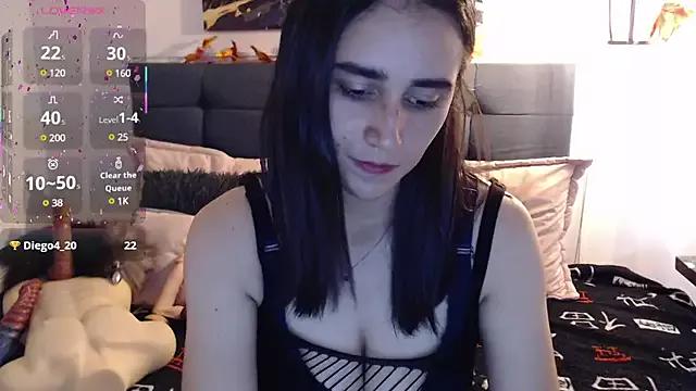 elowen_halley1 on StripChat 