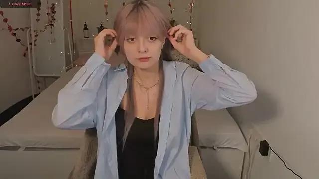 Ember_Lily on StripChat 