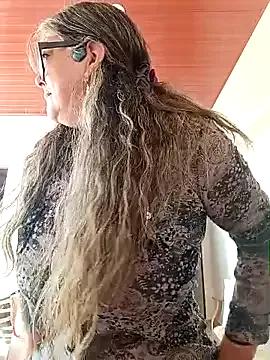 emma_tour on StripChat 