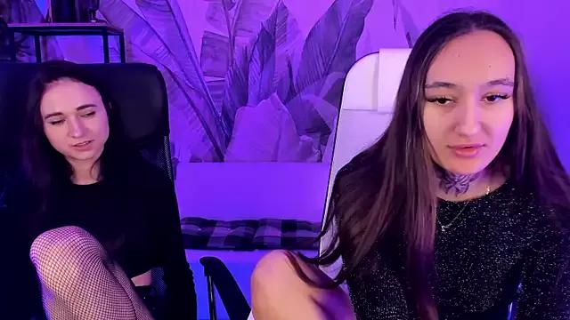 EmmaWatttsonn on StripChat 