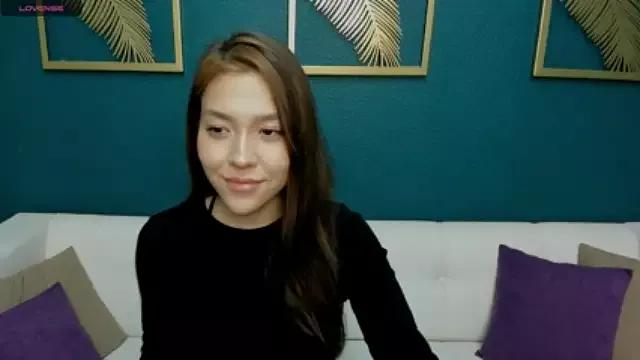 EmmyWalter on StripChat 