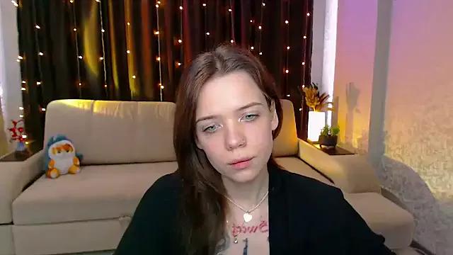 enchanting_chloe on StripChat 