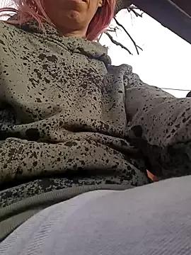Erika1235 on StripChat 