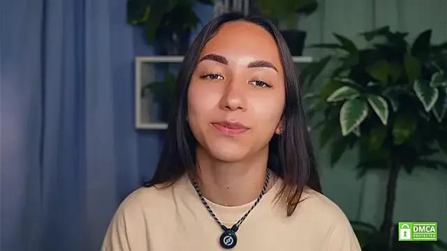 ErleneEggett on StripChat 